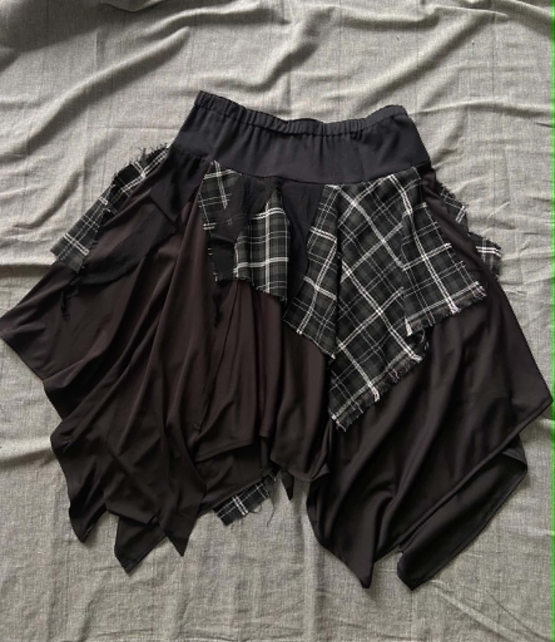 Twyla Skirt - Black Hanky Hem with Grey Tartan (size 14)