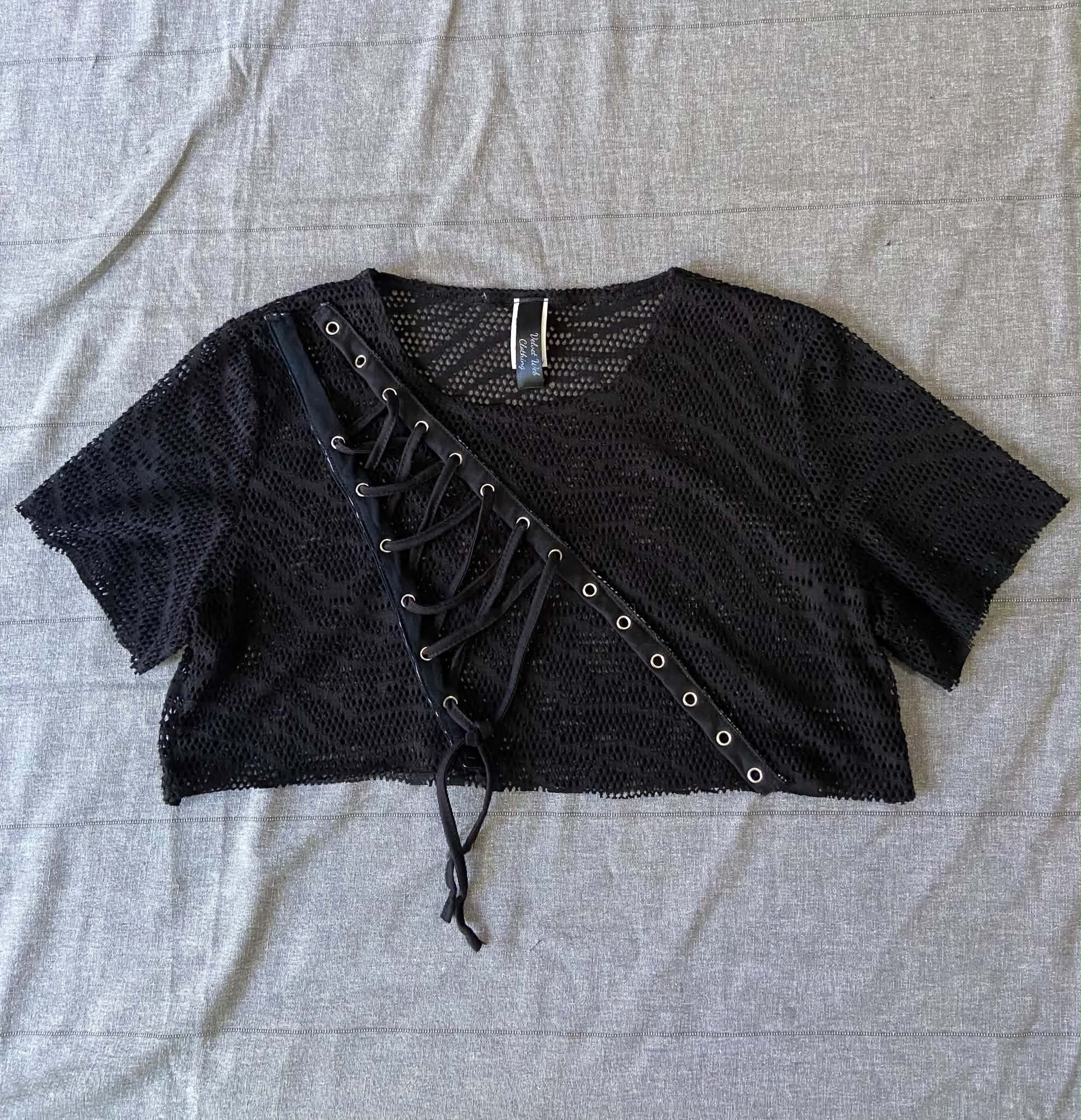 Black Lace Crop with Lacing - Revamped (free size)
