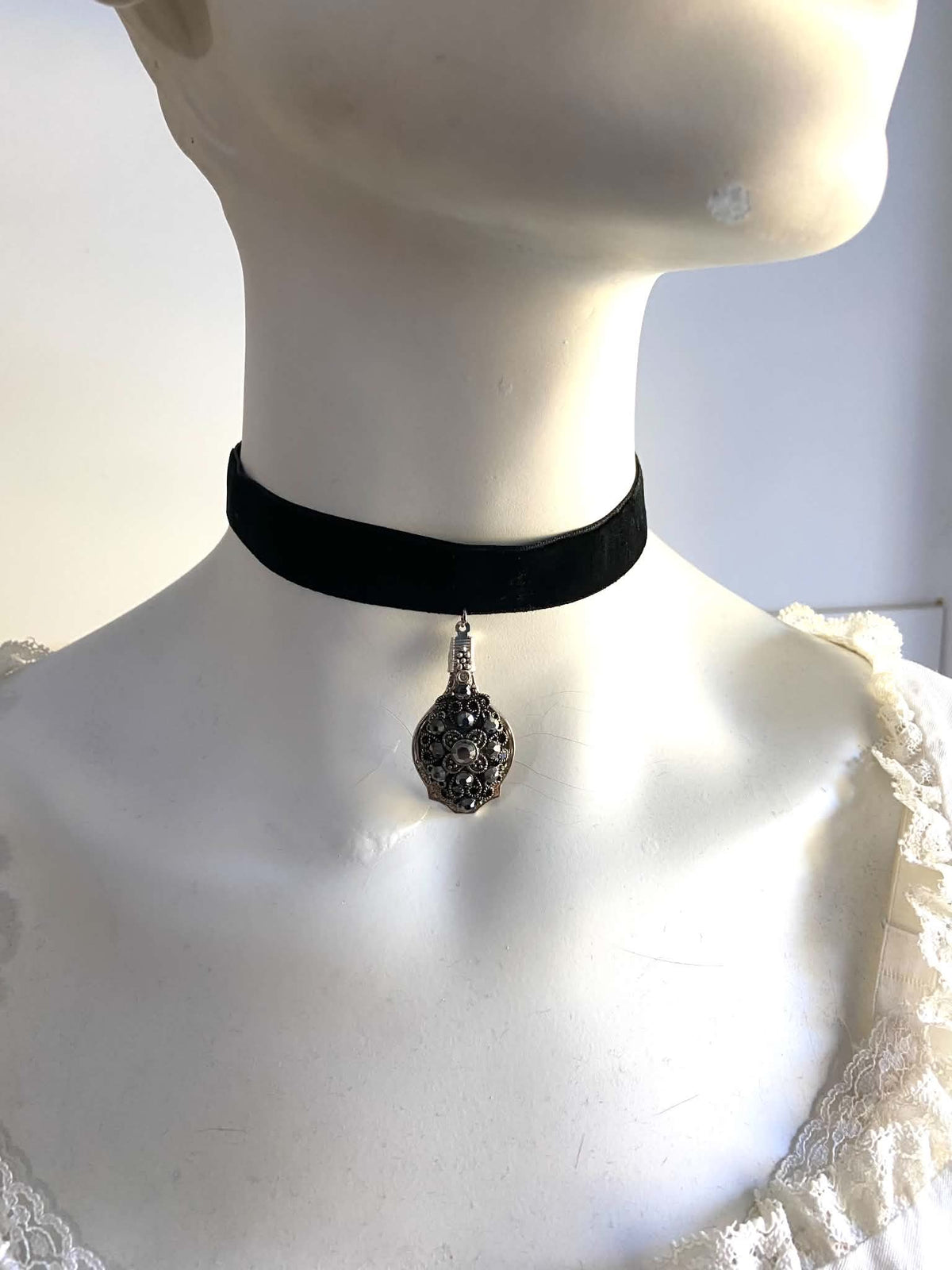 Choker with Vintage Crystal Pendant