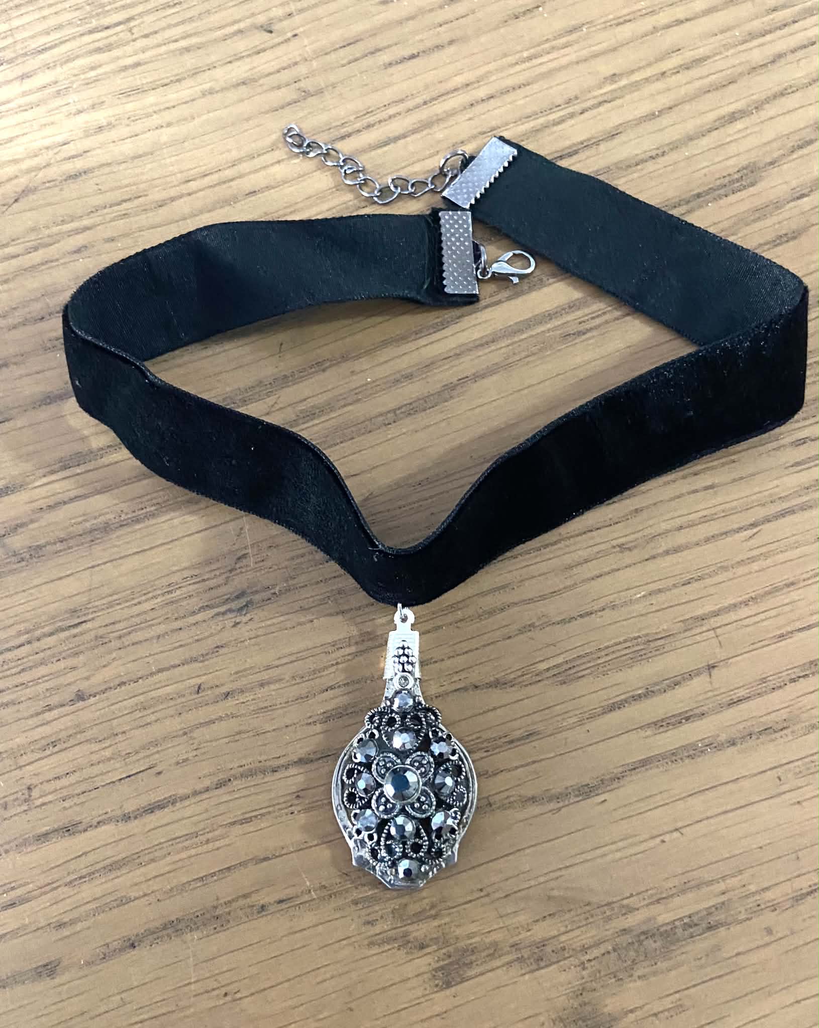 Choker with Vintage Crystal Pendant