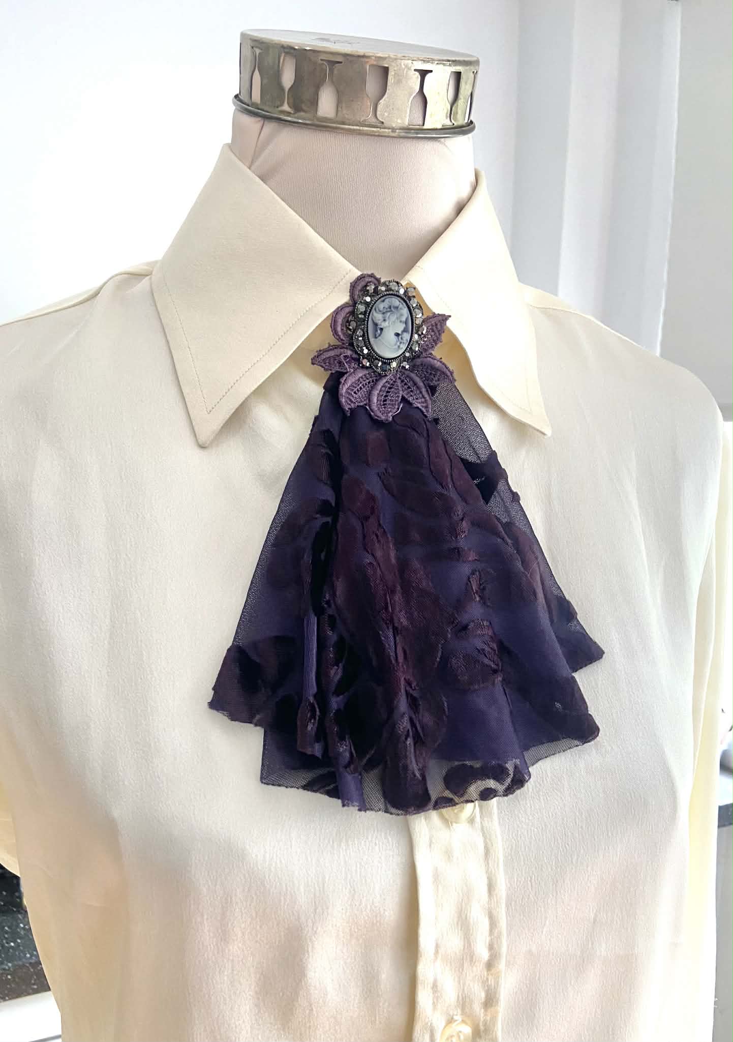 Cameo Brooch with Jabot of Devoré Velvet