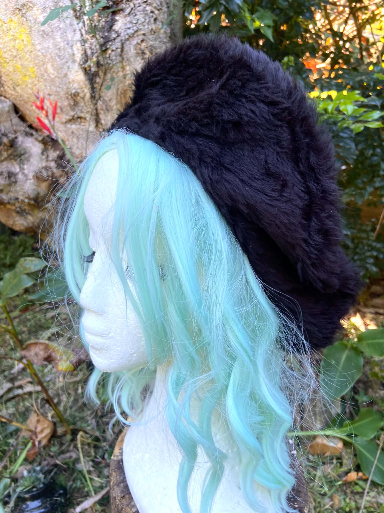 Beret- Black Faux Fur