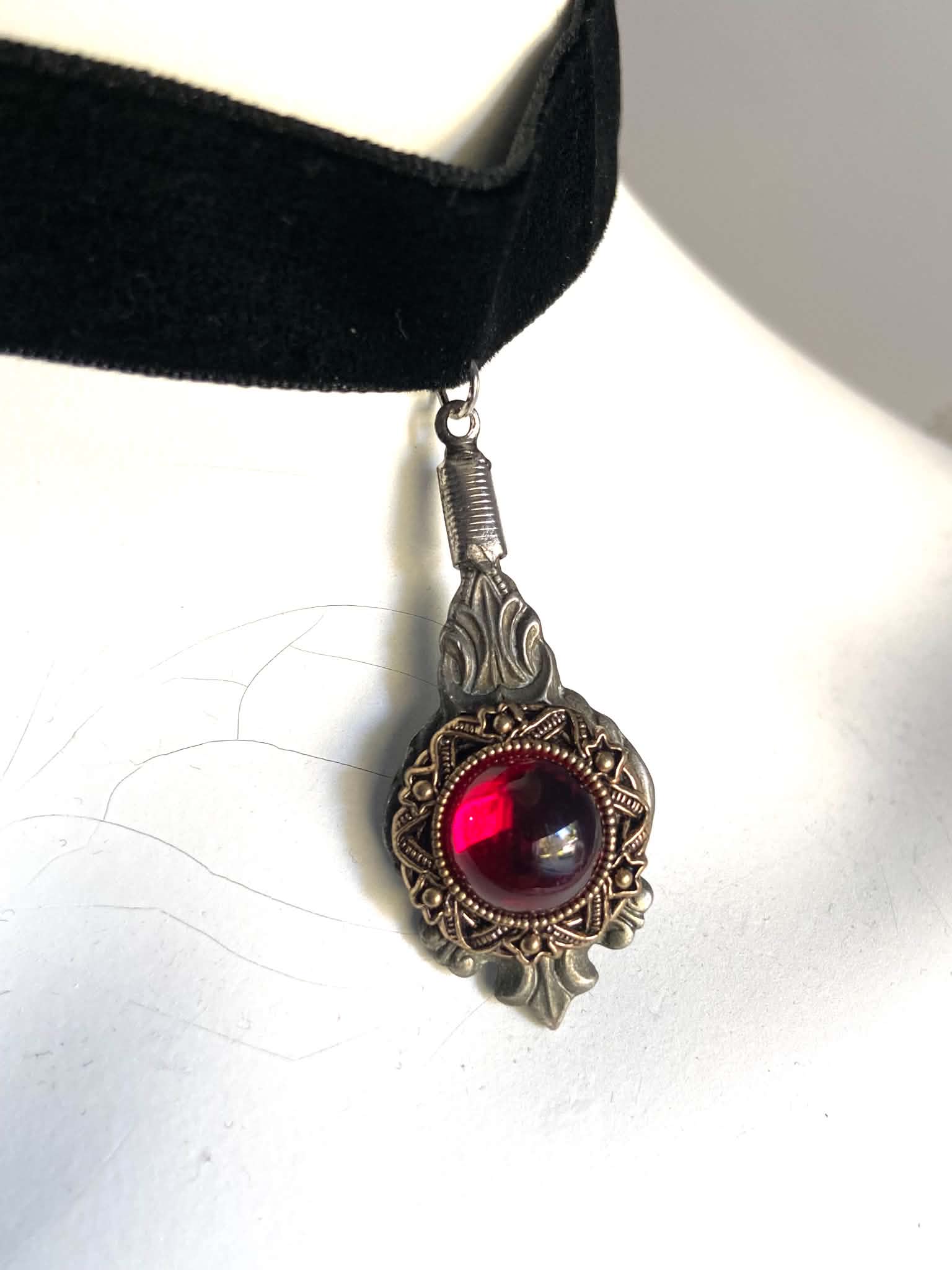 Choker with Vintage Pendant