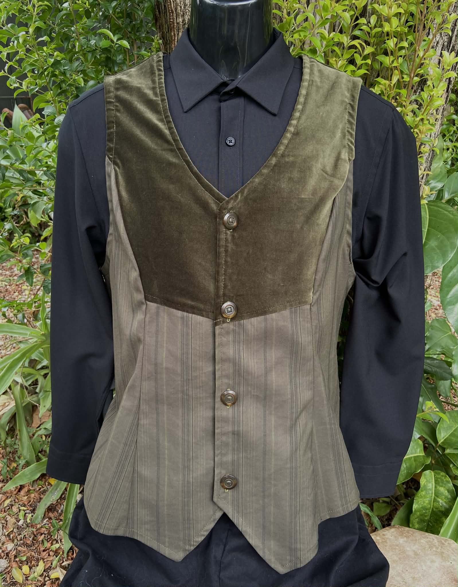 Mosscourt Waistcoat (Size S-M)