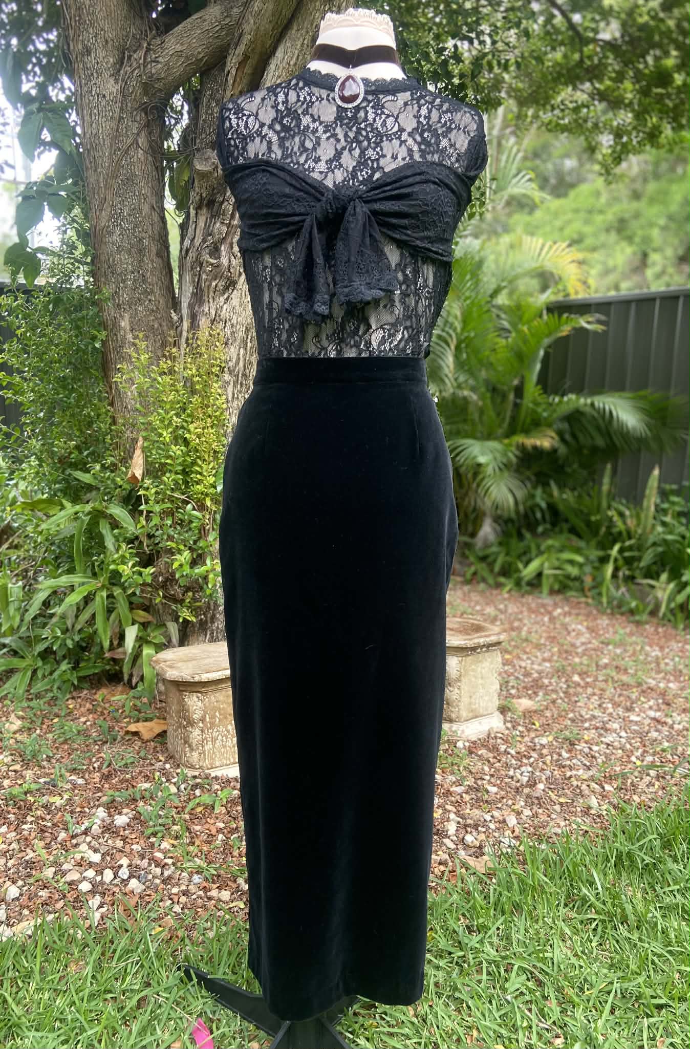 Vintage Velvet Straight Skirt (Size 12)