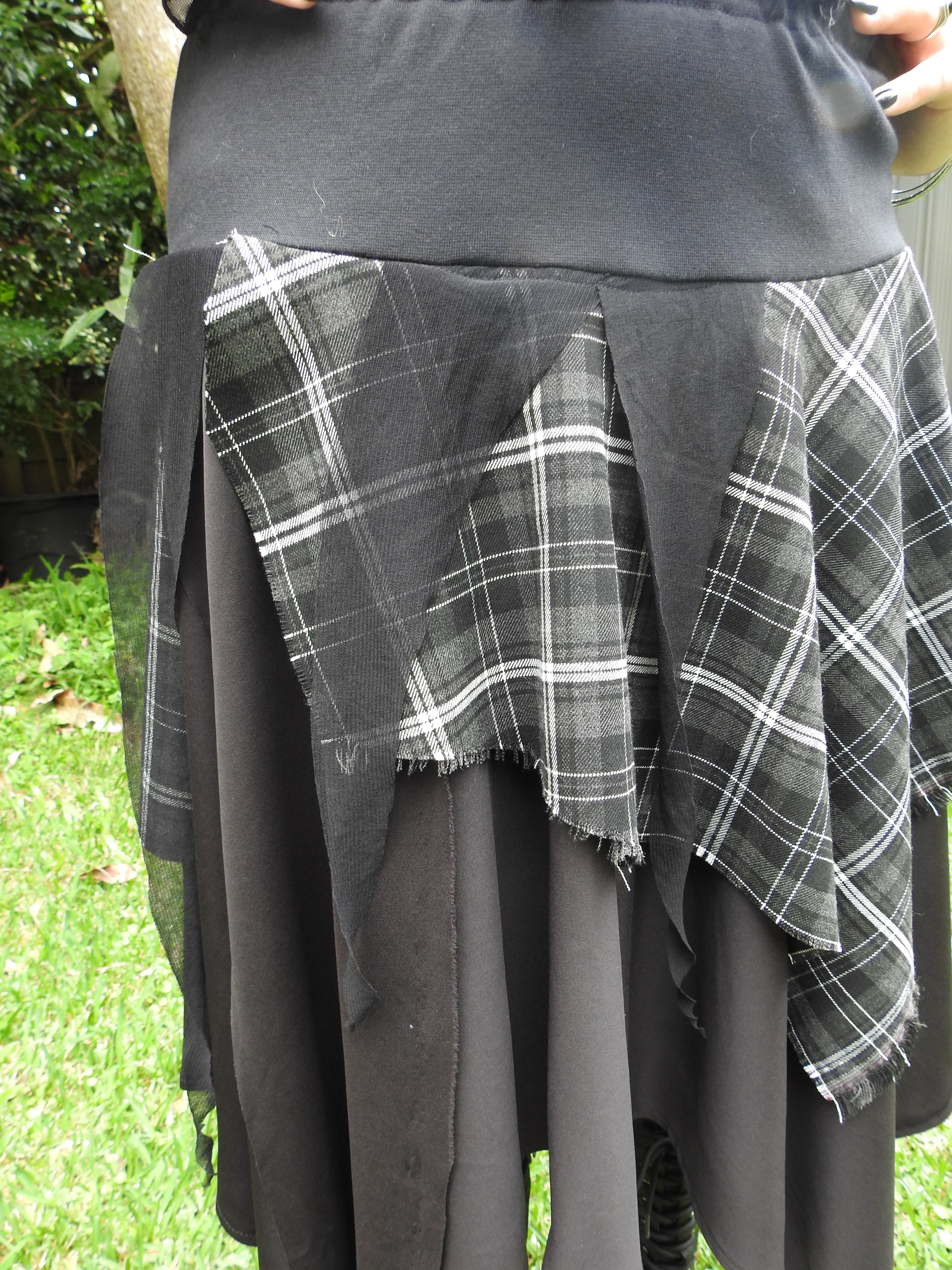 Twyla Skirt - Black Hanky Hem with Grey Tartan (size 14)