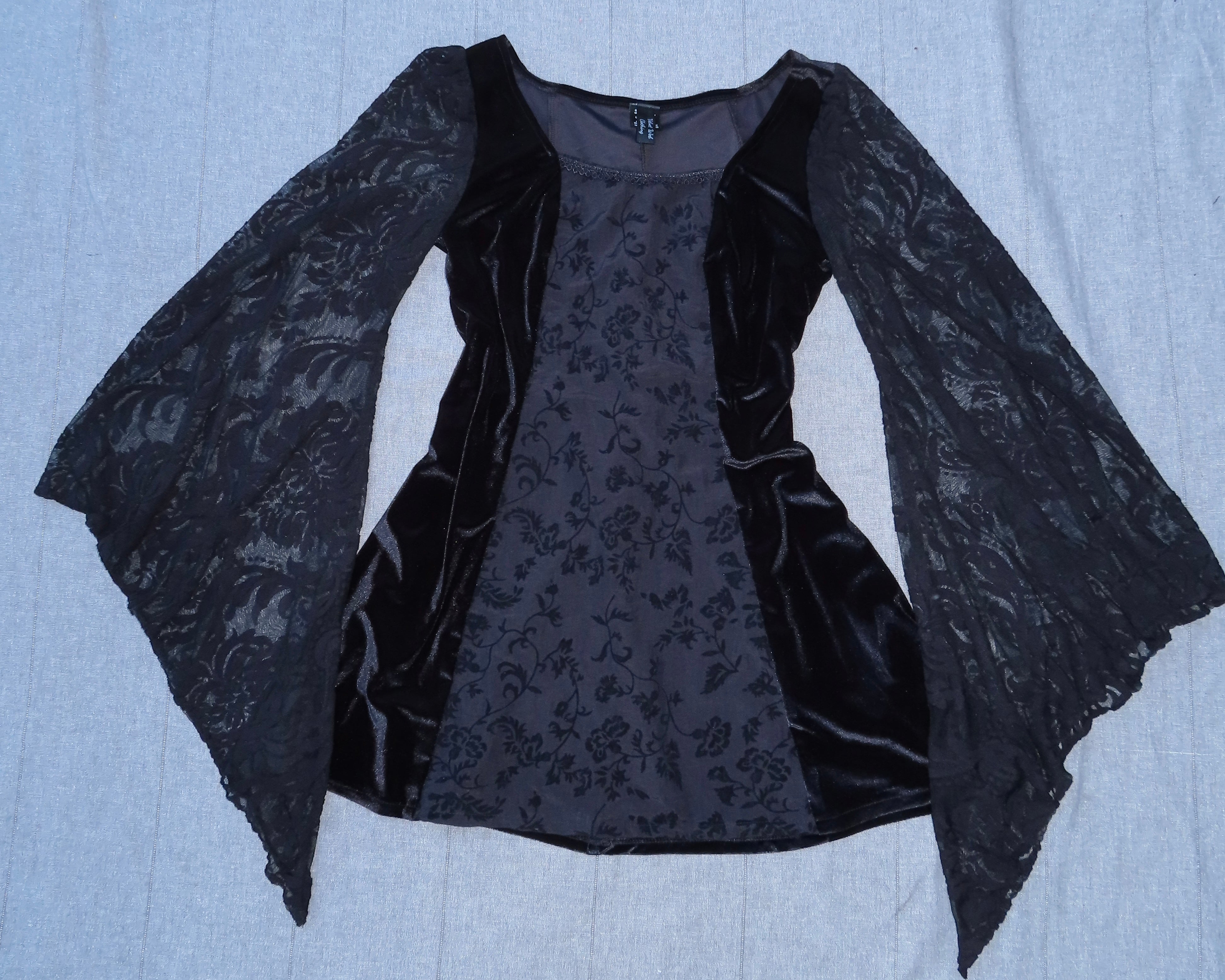 Cordelia Dress - Black Velour with Lace Bell Sleeves (Size 14)