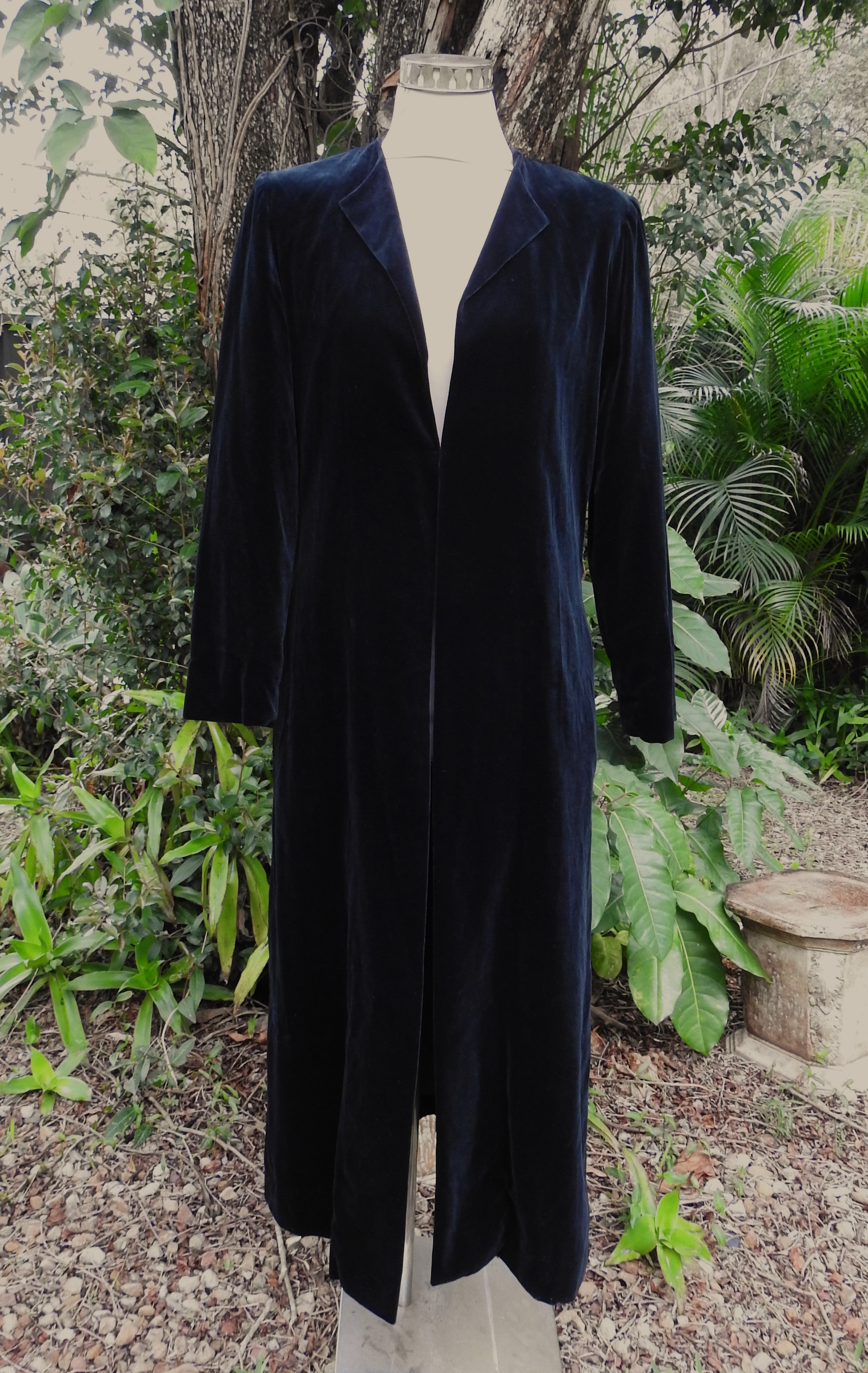 Long Black Velvet Coat - Vintage (size 12)