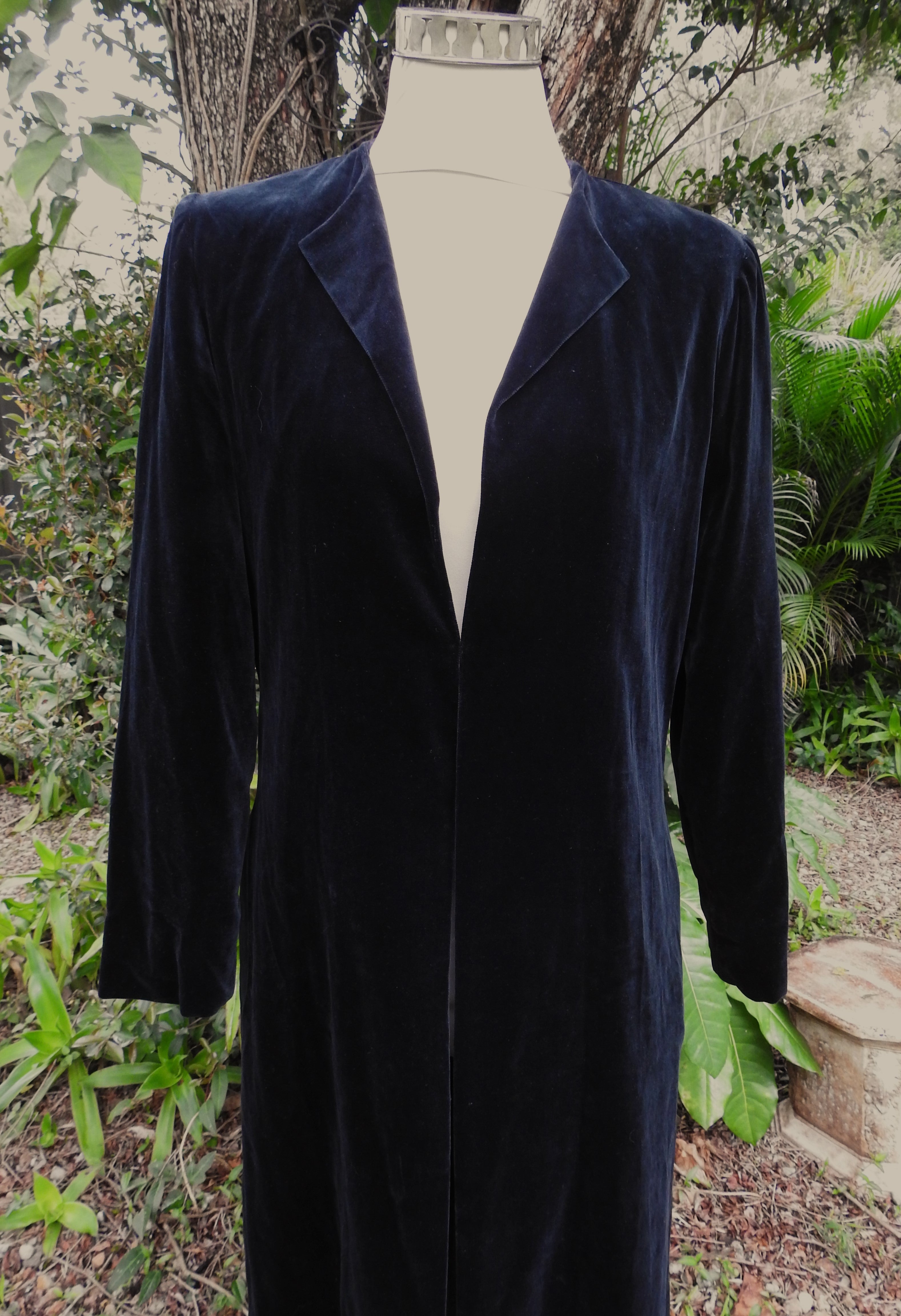 Long Black Velvet Coat - Vintage (size 12)
