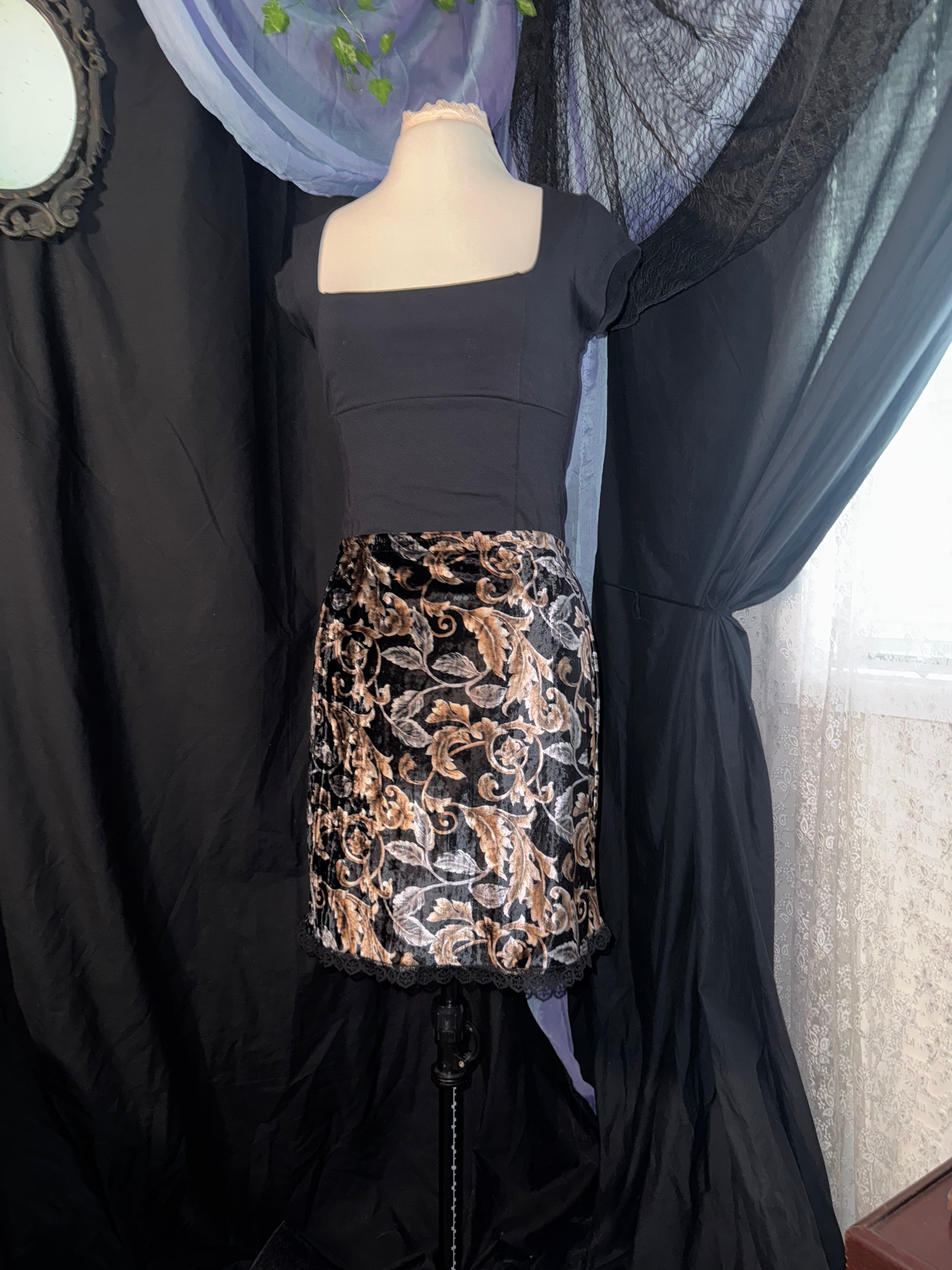 Baroque Night Miniskirt (Size 14)