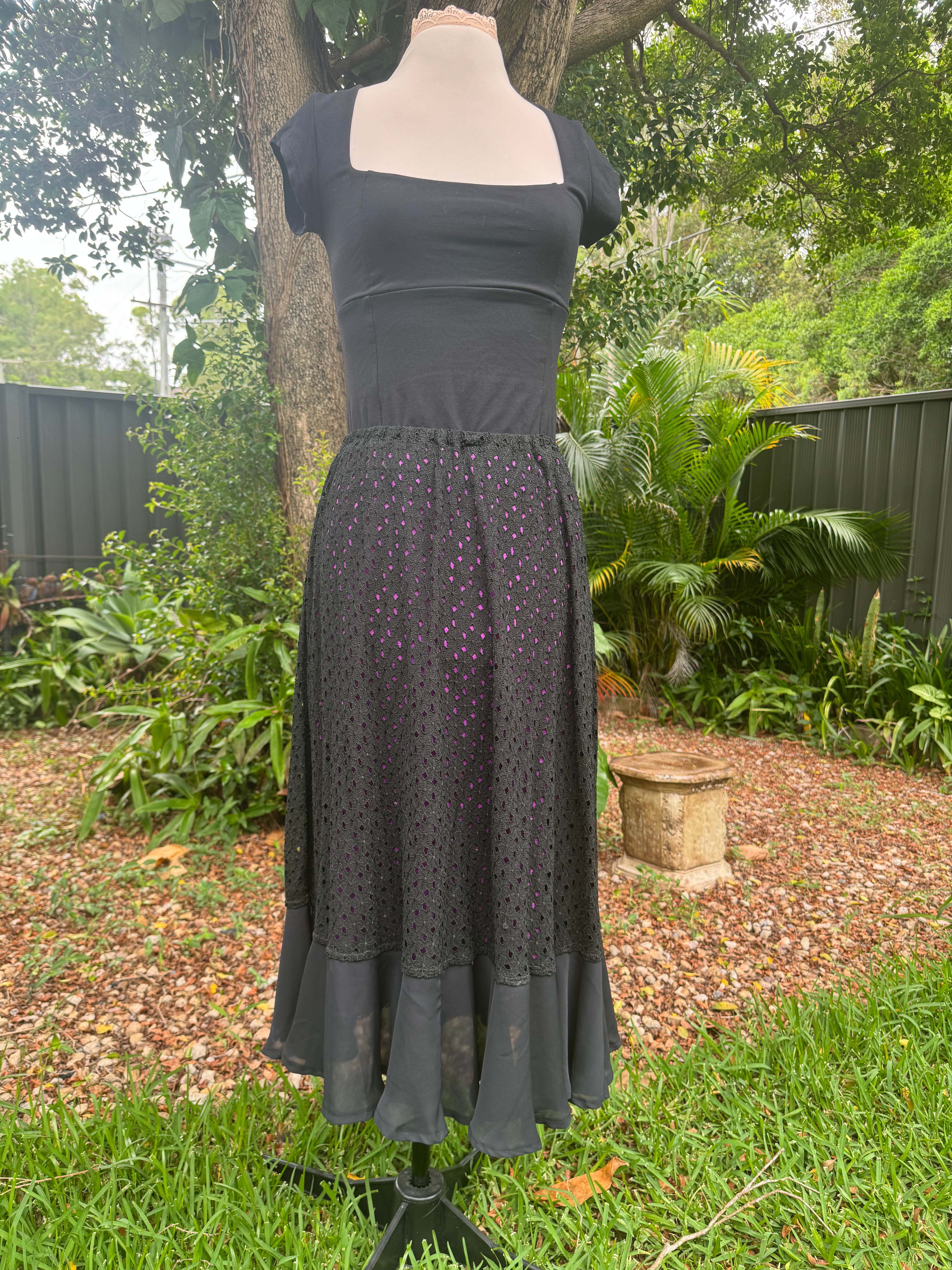 Vintage Black Lace Skirt with Purple Lining (Size 14-16)