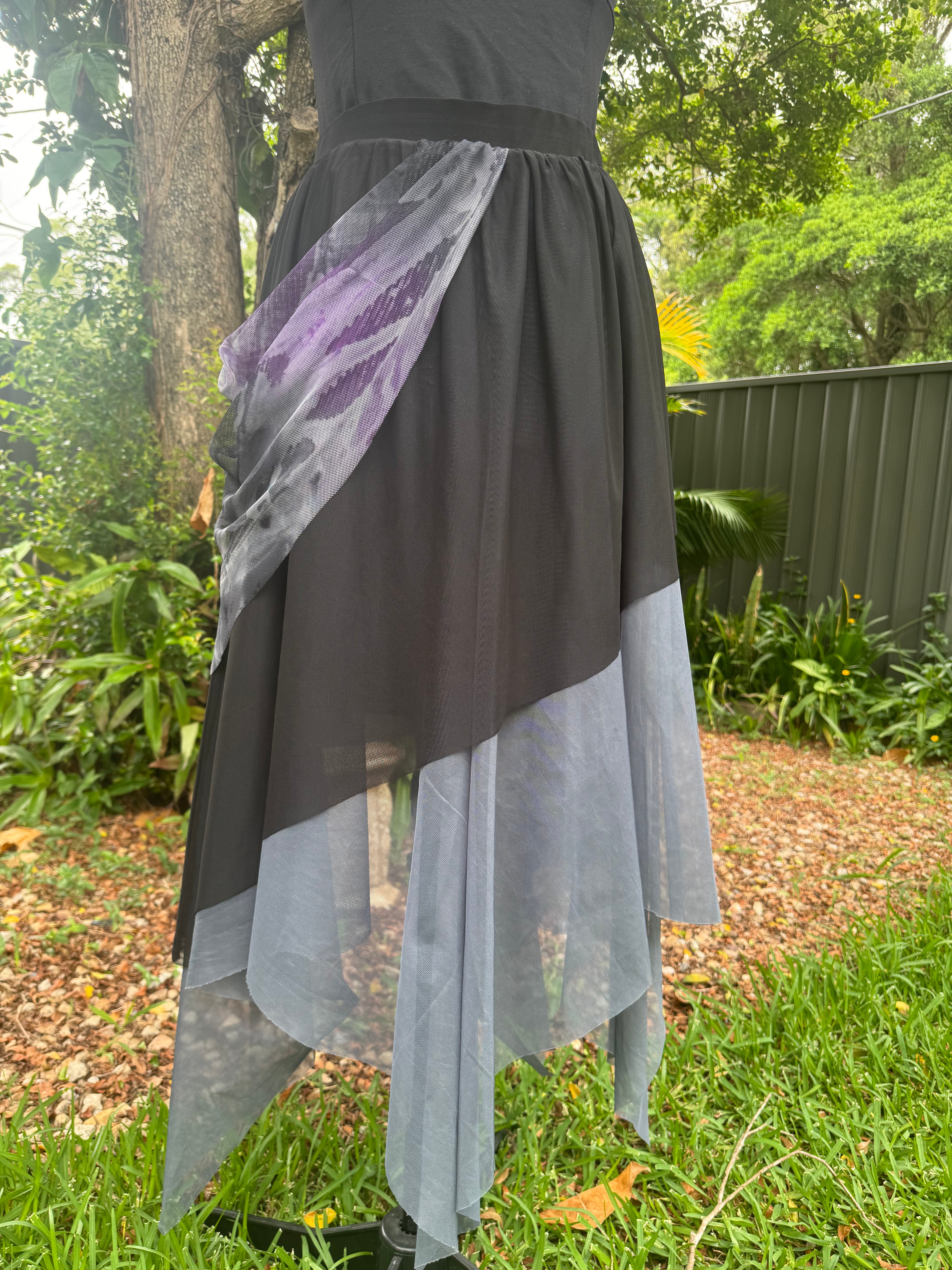 Grave Mist Skirt (Size 14)