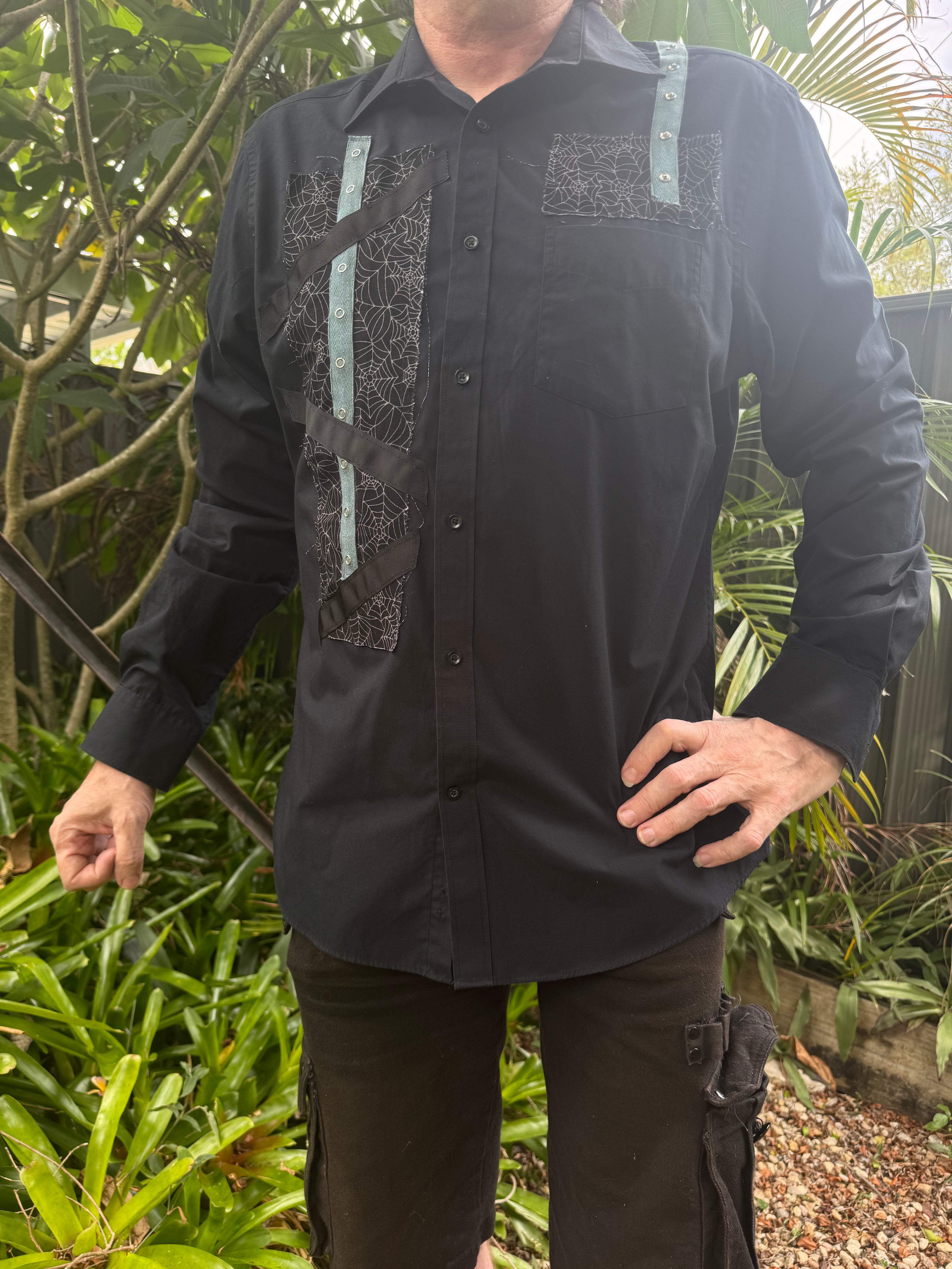 Spindle Shirt (Size L)