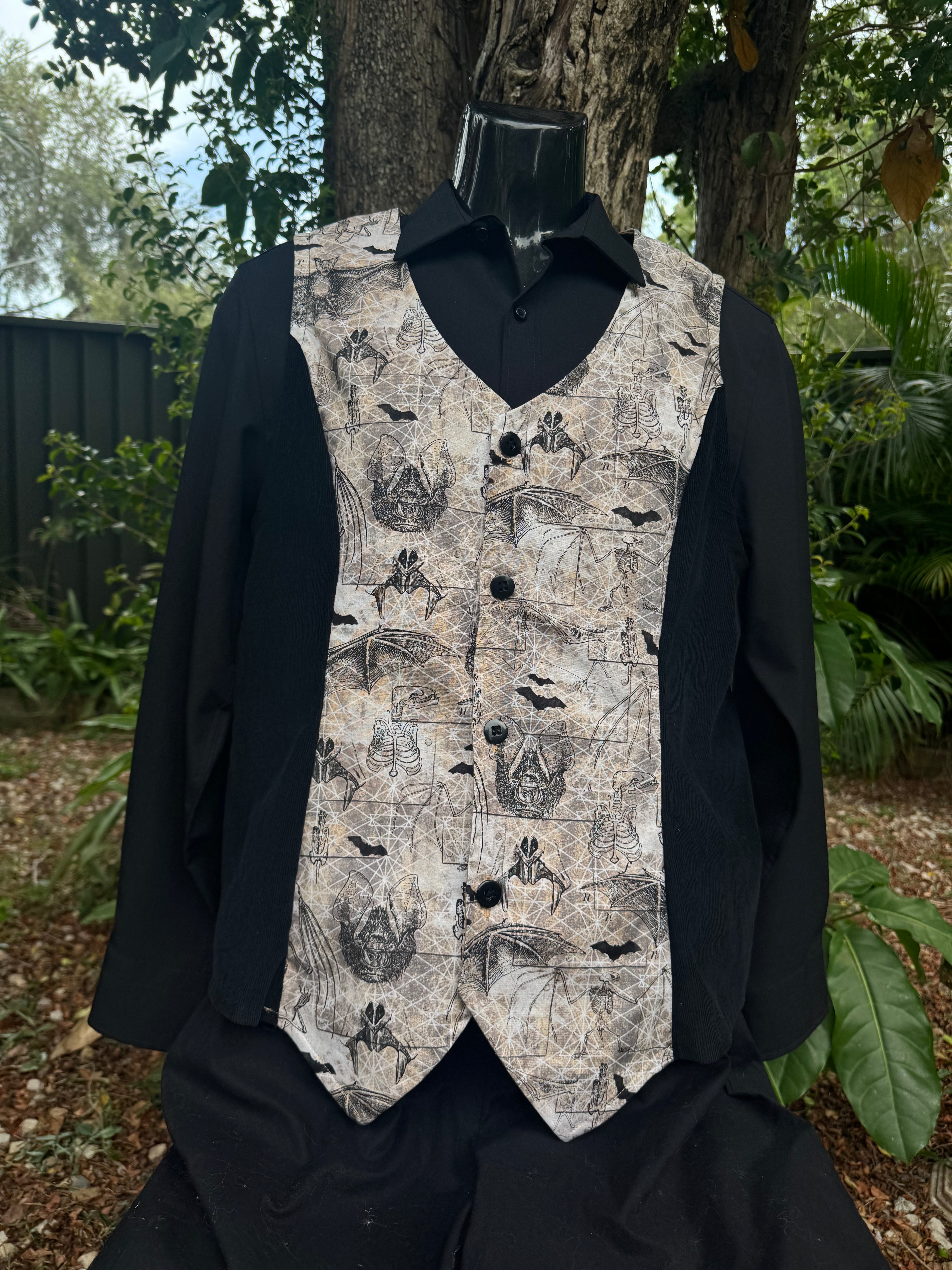 Nightwing Waistcoat (Size M)