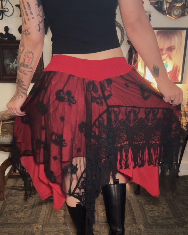 Twyla Hanky hem skirt - Black Fringed Tulle (16-18)