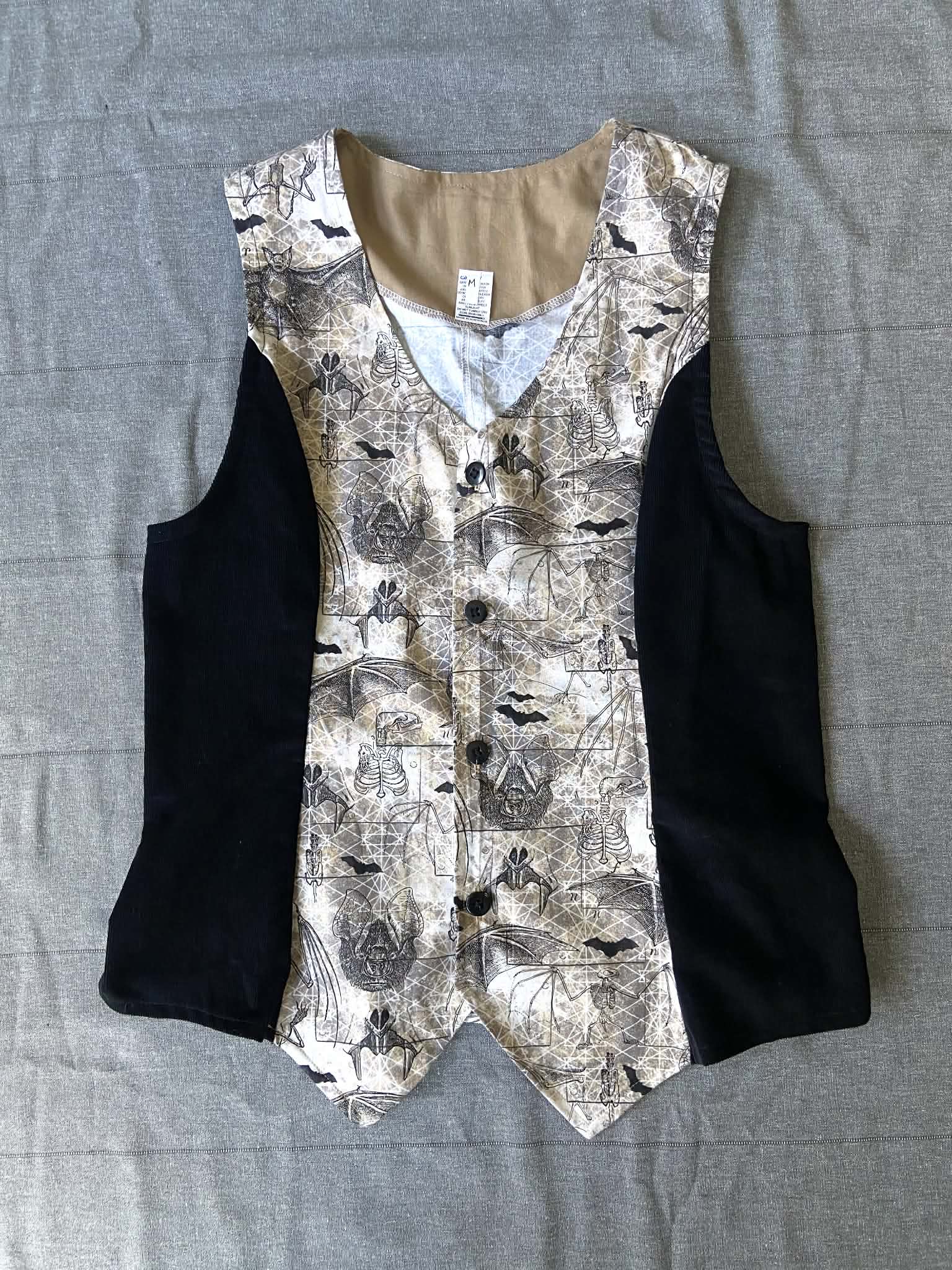 Nightwing Waistcoat (Size M)