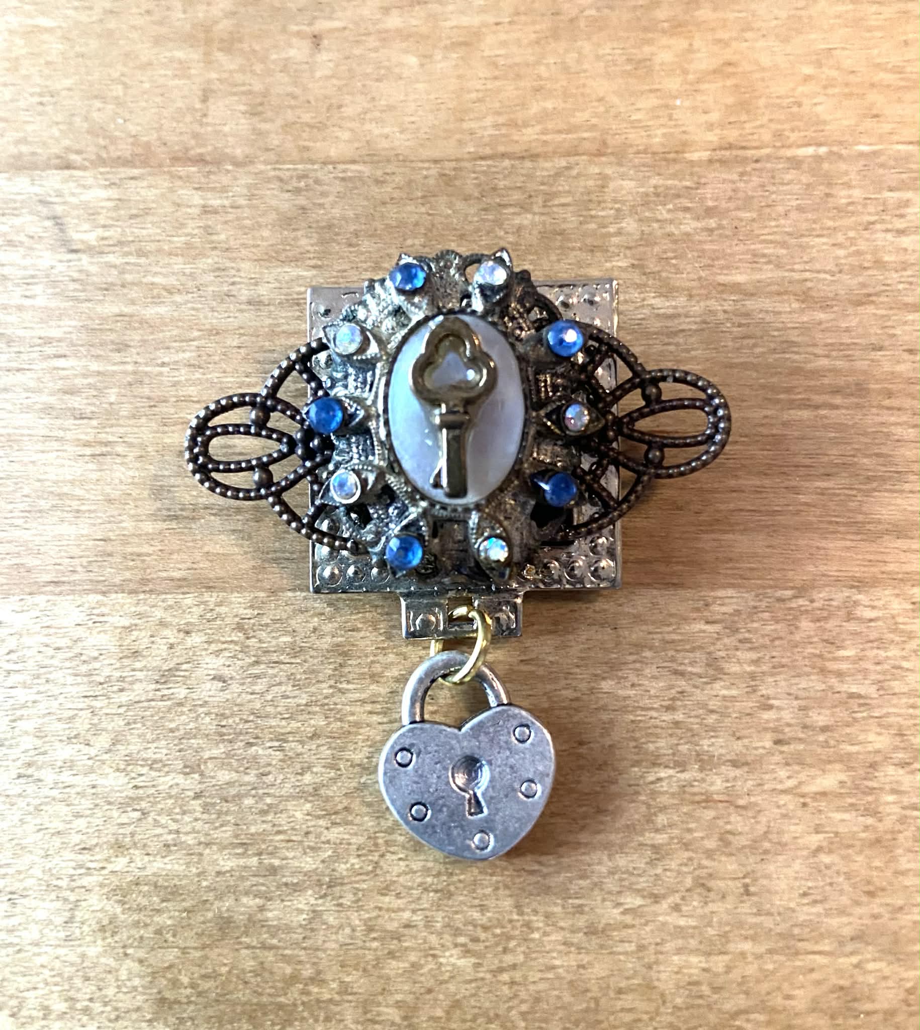 Key to my Heart - Victorian Style Brooch
